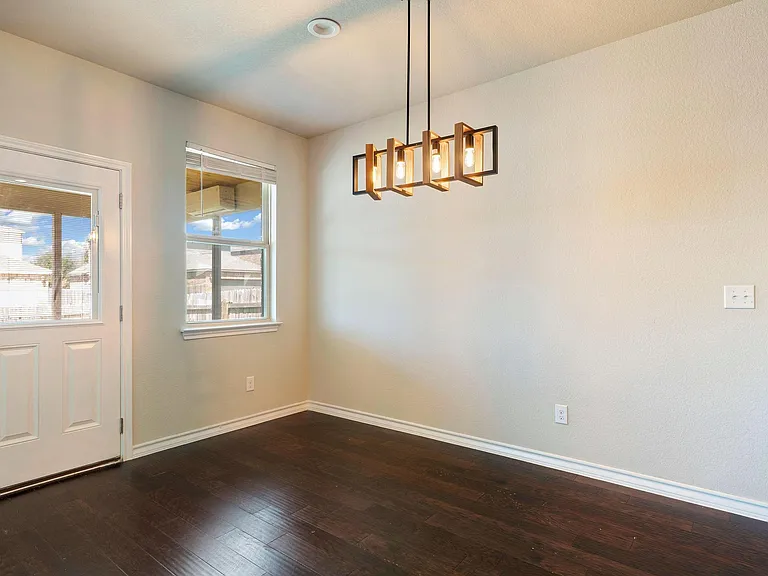 1341 Eagle Ray St — Photo 9