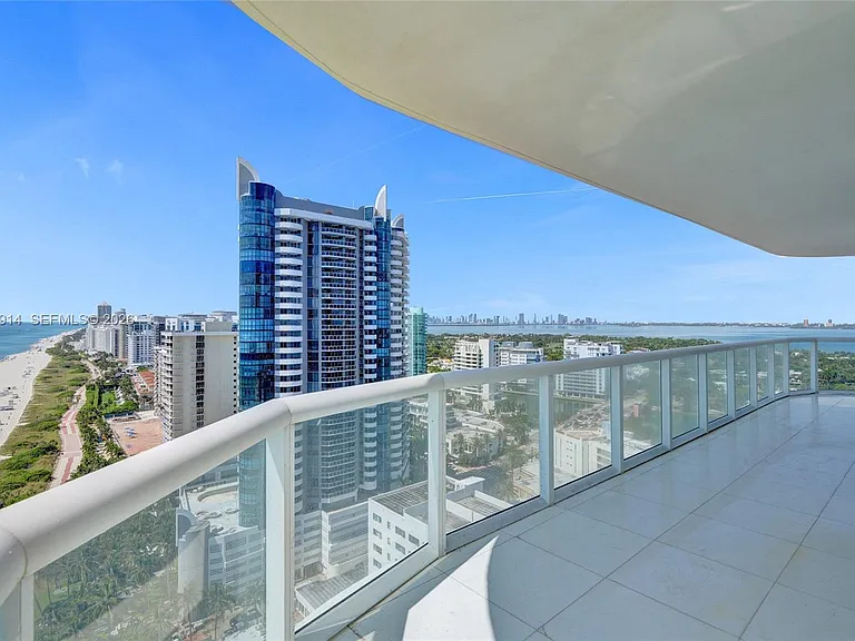 6365 Collins Ave #2403 — Photo 26