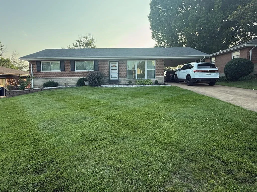 8961 Crest Oak Ln photo 1