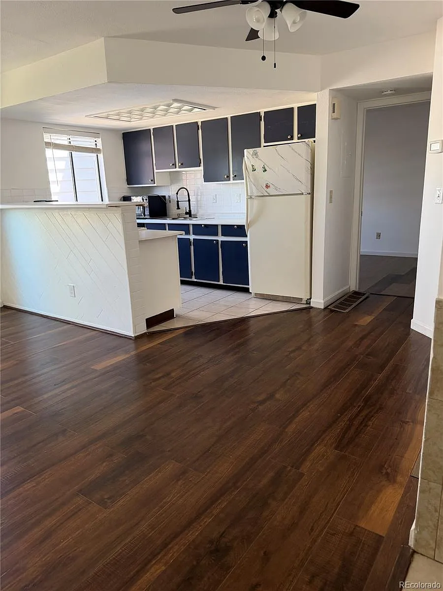 Building Photo - 17050 E Ford Dr #103