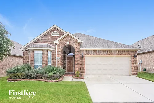 2744 Cedar Ridge Ln Photo 1