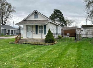 404 S 12th 1/2 St, Vincennes, IN 47591
