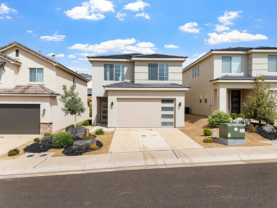 1st image of 1453 E White Hollow Ln