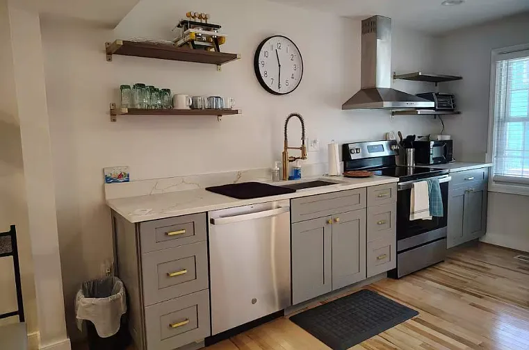 2 bed, 1.5 bath, 1000 sqft, $2,500 — Photo 3