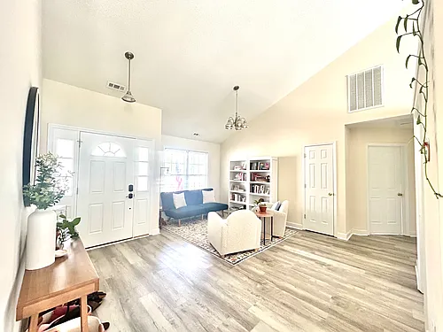 208 Marine Dr Photo 1