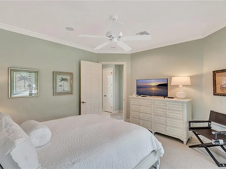 11238 Five Oaks Ln — Photo 8