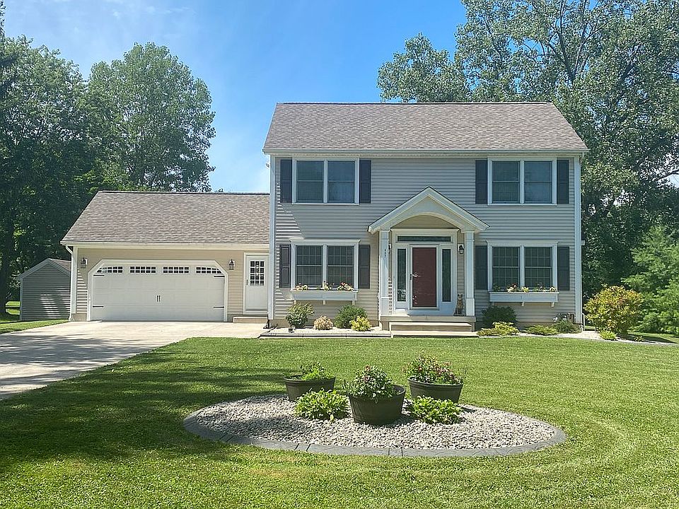 1st image of 437 Lake Ave
