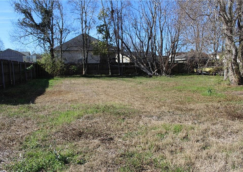 2nd image of 5740 Wingate Dr