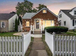 3823 S 19th St, Milwaukee, WI 53221