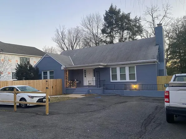 9913 Old Georgetown Rd #2, Bethesda, MD 20814