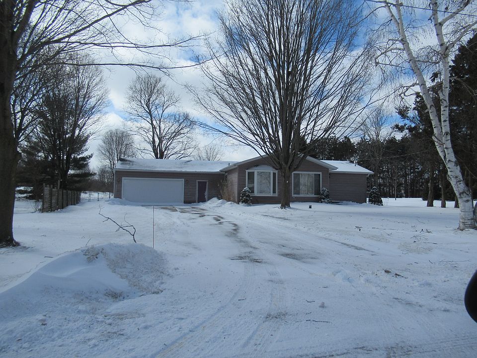 1st image of 6935 Weller Dr NE