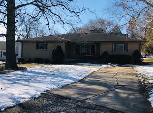 819 Institute Blvd, Dixon, IL 61021