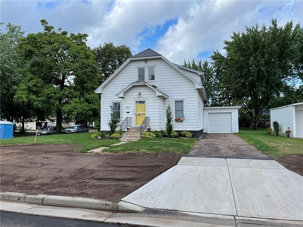 1104 Therbrook Street Chippewa Falls WI 54729 Zillow