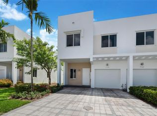 7149 NW 102nd Pl, Doral, FL 33178