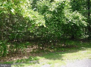 35 Primrose Ct, Hedgesville, WV 25427