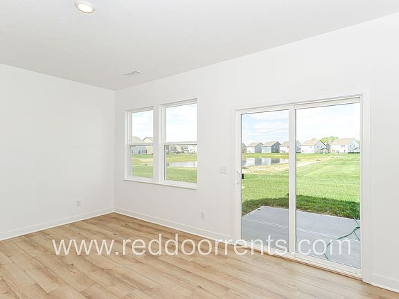 4th image of 1564 Mitis St