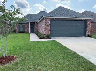31044 Lake Spring Dr, Walker, LA 70785