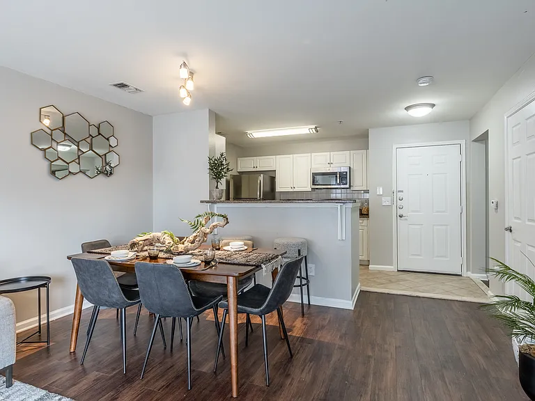 Dining & Entertainment Space Dining & Entertainment Space