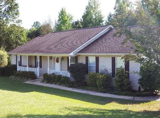 133 Huntingdon Dr, Cleveland, GA 30528