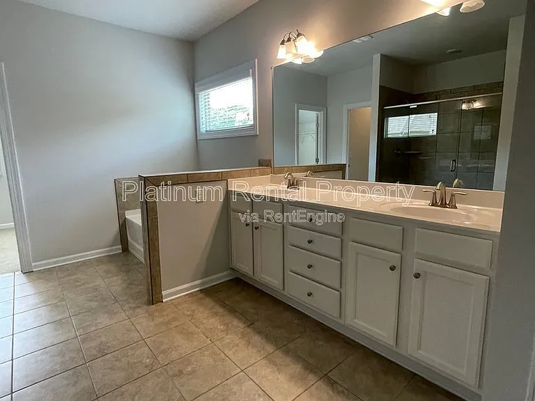 1825 Dahlia Dr — Photo 55