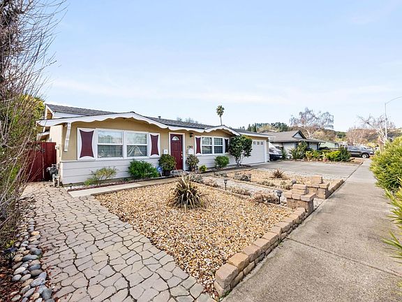 2nd image of 1342 Mantelli Dr