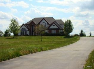 5035 Sherwood Ct, Burlington, WI 53105