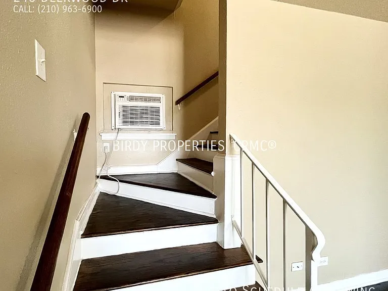 245 Deerwood Dr — Photo 14