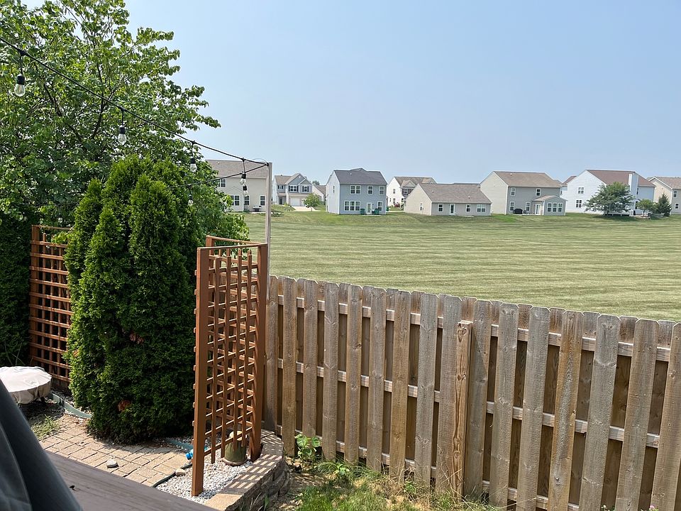 2nd image of 3430 Paisley Pointe