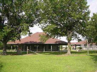 9409 Winzer Rd, Beaumont, TX 77705