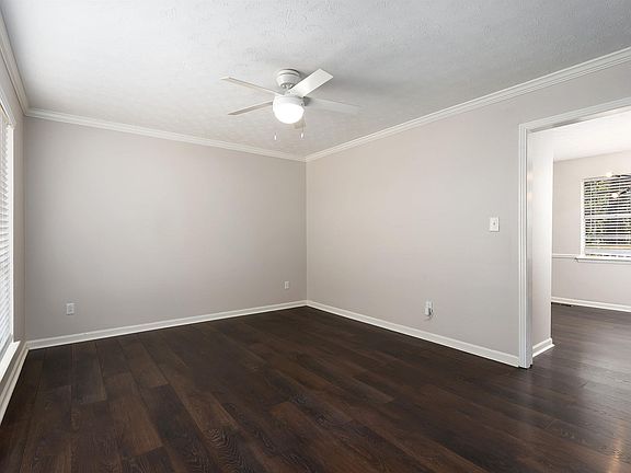 5th image of 2457 Watson Rd