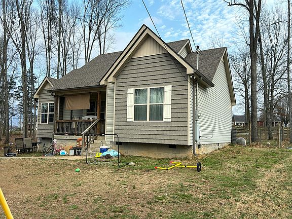 2nd image of 205 Brynlee Ct