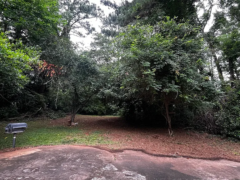 3574 Dial Dr — Photo 16