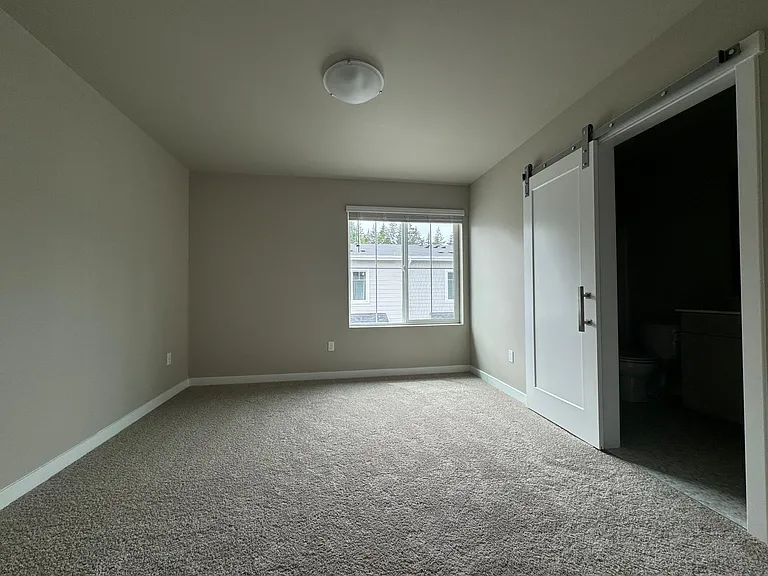 13730 Manor Way — Photo 7