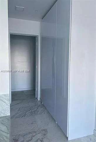 480 NE 31st St #2403 — Photo 16