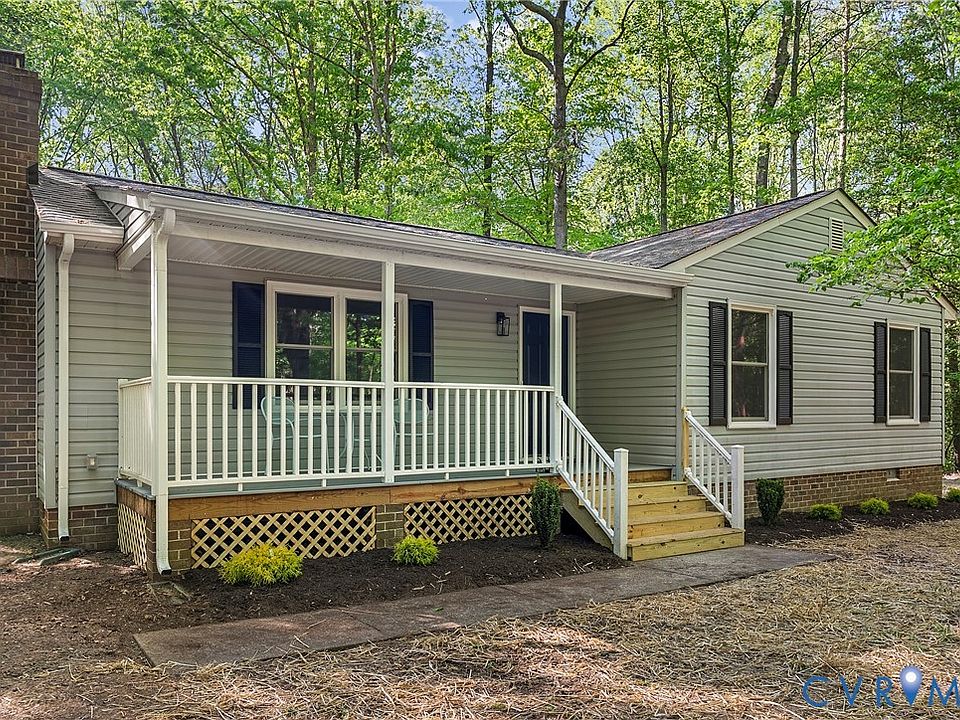 1st image of 640 Oak Springs Dr
