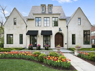 218 E Walnut St, Hinsdale, IL 60521