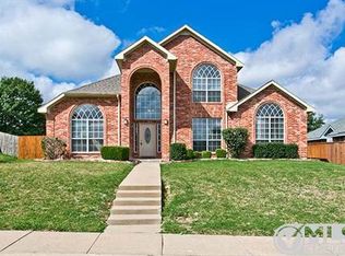 817 Stain Glass Dr, Desoto, TX 75115