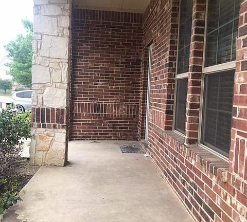 4th image of 2850 Chinkapin Ln