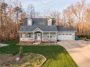 264 Manor Dr, Lexington, NC 27295
