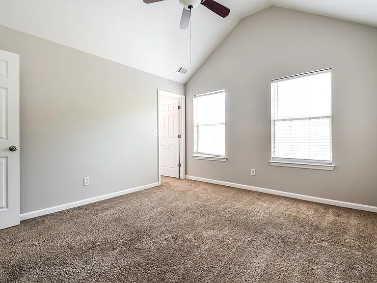 76 Birch St — Photo 11