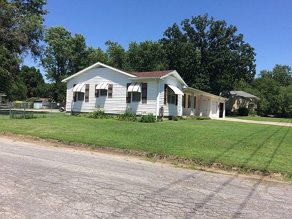 3rd image of 138 W Highland Ave