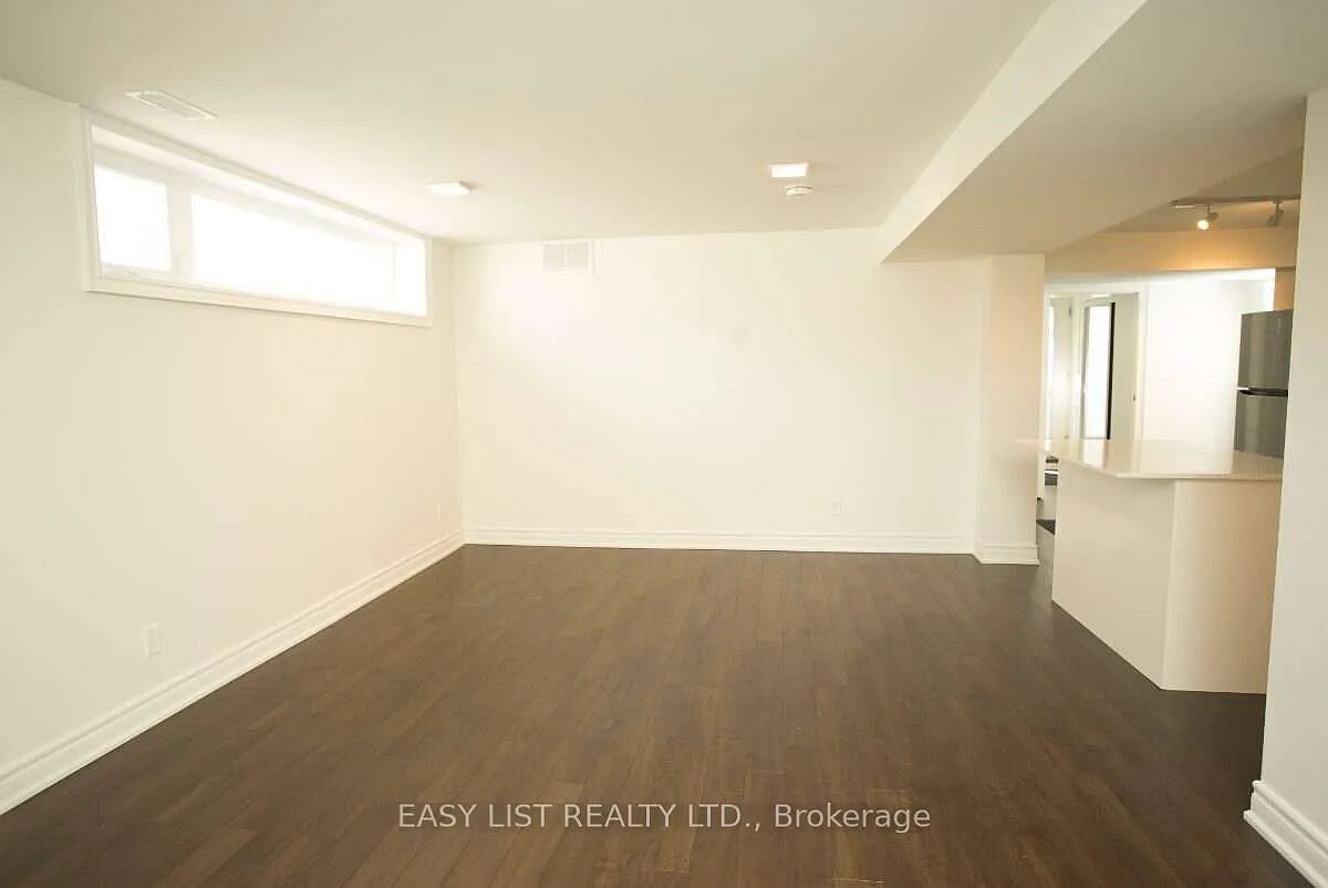 2 bed, $2,700 — Photo 3