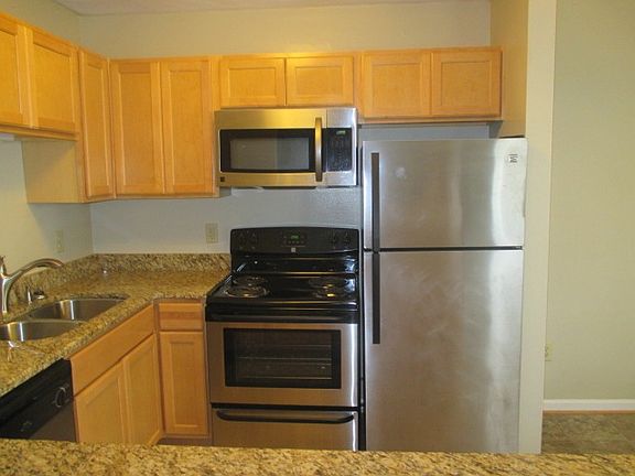 4th image of 1537 S Independence Blvd APT 203