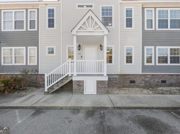 4988 Burkhalter Rd APT 302, Statesboro, GA 30458