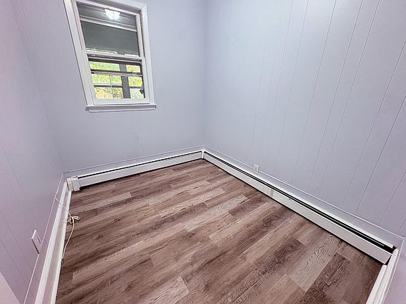 5th image of 27 Parker Ave #2L