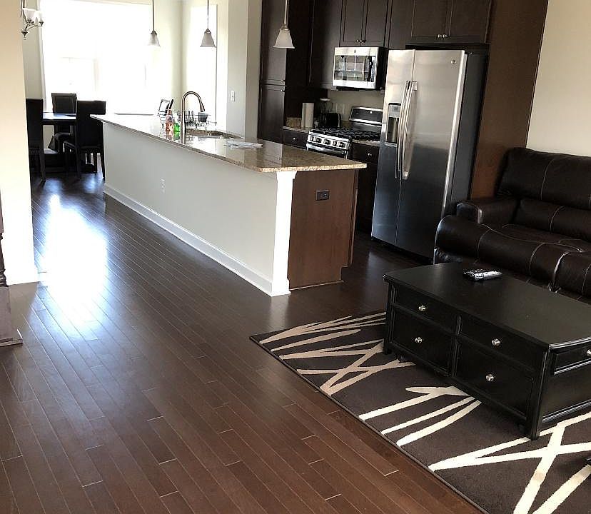 2nd image of 3007 Saint Josephs Dr