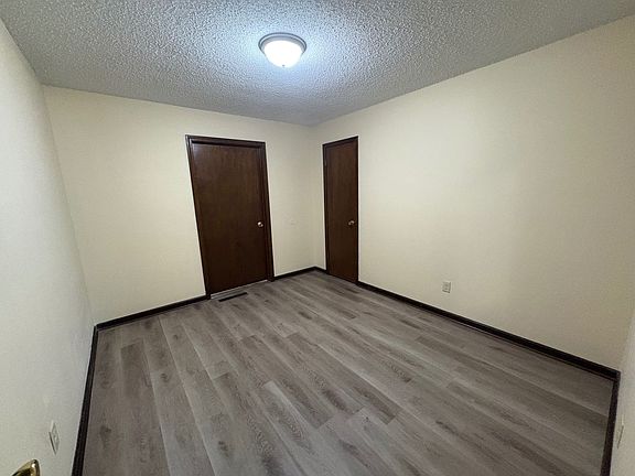 5th image of 1103 S Paula Ave