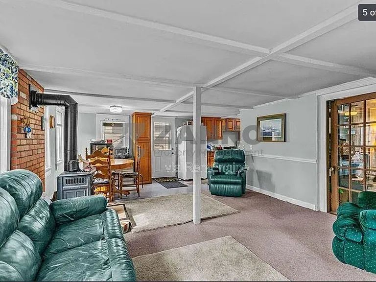 100 King Philip Ave — Photo 6