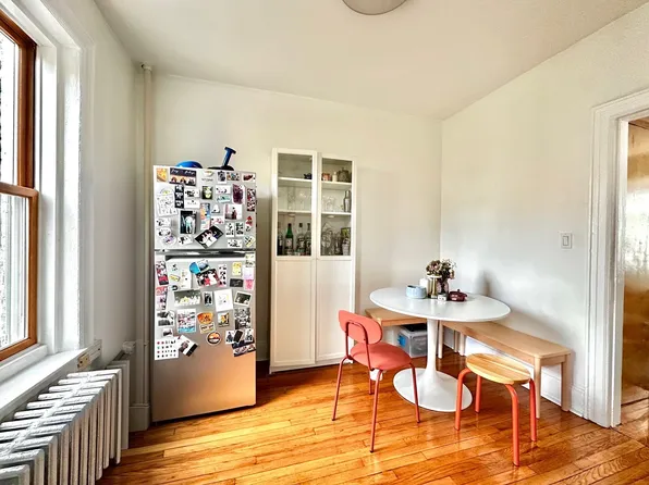 85 Bergen Street image 2 of 6