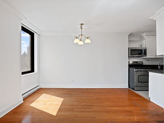 3rd image of 1641 3rd Ave APT 12K